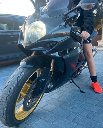 Suzuki Gsx-r1000 k8