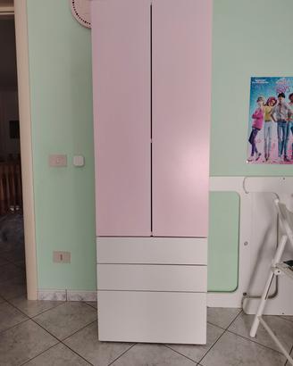 lettino allungabile ikea e armadio per bambina 