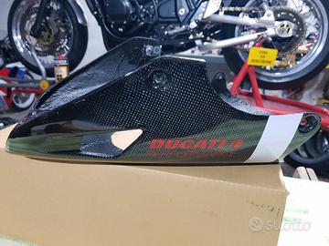 Puntale Ducati carbonio