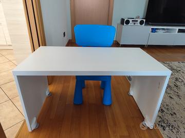 scrivania per bambini com sedia 