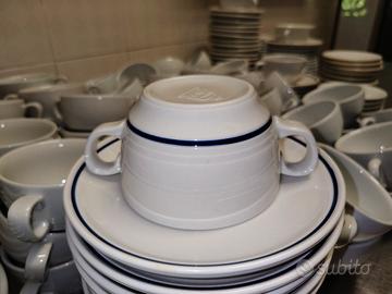 Servizio da consommé tazze e piatti
