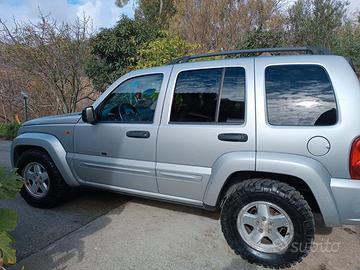jeep cherokee kj limited 2.5 