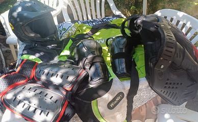 abbigliamento motocross Winnet usato