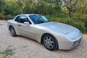 porsche 944 turbo S