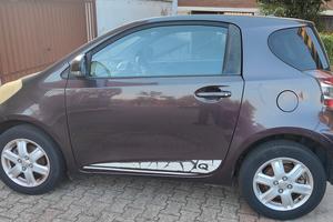 Toyota iQ 1.0 cvt Sol (multidrive)
