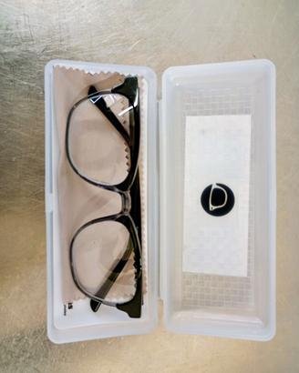 occhiali da vista da vicino 