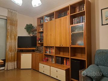 parete attrezzata + mobile TV