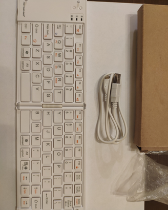 Tastiera bluetooth per tablet/smartphone