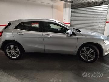 Mercedes GLA 2015 