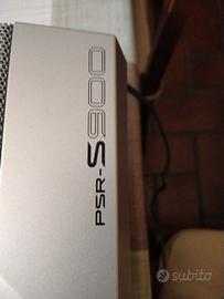 YAMAHA PSR S900