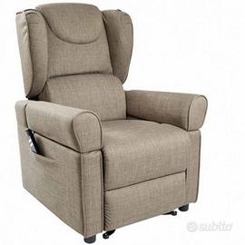 Poltrone per anziani, motorizzata Erika plus