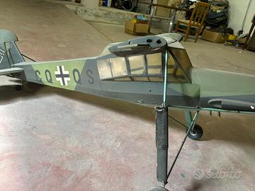 Aeromodello Vintage Fieseler Storch WWII