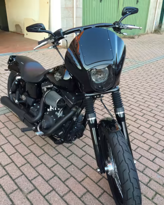 Harley-Davidson Dyna Street Bob - 2013
