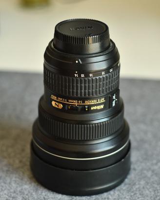 Nikon AF-S NIKKOR 14-24mm f/2.8G ED Obbiettivo