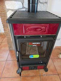 stufa a legna Lanordica extraflame
