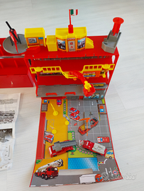 Caserma dei vigili del fuoco giocattolo