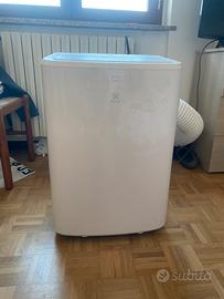 Electrolux EXP26U339AW Condizionatore portatile
