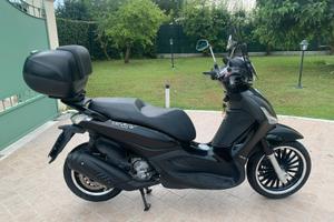 Piaggio Beverly 300 police