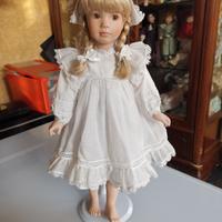 Elsa bambola porcellana Linda M