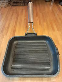 Bistecchiera ghisa "la ghiotta" cm. 25x22