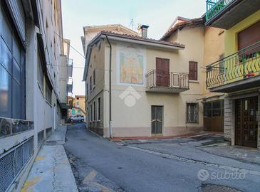 CASA SEMINDIPENDENTE A LUMEZZANE