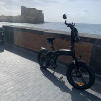 Bici elettrica pieghevole