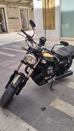MOTO GUZZI V9 BOBBER