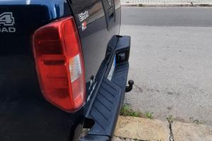 nissan navara 4x4 pick up