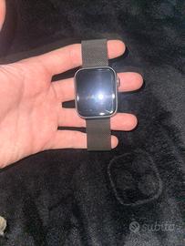 Apple Watch Serie 5 – 44mm con Maglia Milanese