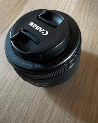 Canon EF 50mm f/1.8 STM