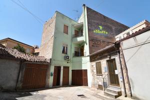 Proprietà abitabile a un piano con livello rustico