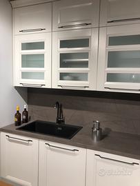 Cucina in legno massiccio al prezzo di fabbrica