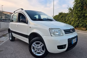 FIAT PANDA CLIMBING 1.2 NATURAL POWER PERFETTA
