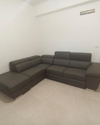 divano nuovo, mai usato