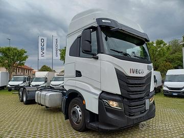IVECO S-WAY AS260S49 Y /FP