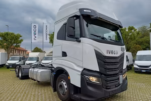 IVECO S-WAY AS260S49 Y /FP