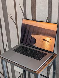 MacBook Pro 2021 16" (M1 Pro 16gb 512gb)
