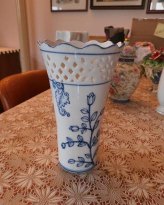 Vasi in ceramica di vario tipo