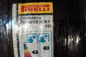 2 gomme Perelli 255/35 R18 XL RF 94V