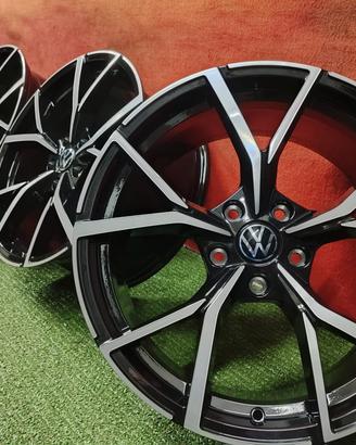 Cerchi VW Seat Skoda Audi 8x18 ET44 Nuovi 5x112