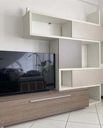 Mobile soggiorno moderno e modulabile