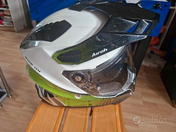 Casco Airoh commander