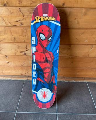 Skateboard Marvel Mondo
