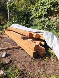 Travi in larice per tettoia