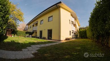 MONFALCONE: Recente appartamento con ampio giardin