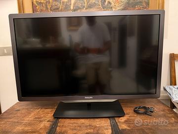 TV 42” Philips 42PFL7656