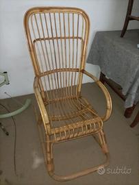 sedia dondolo vimini