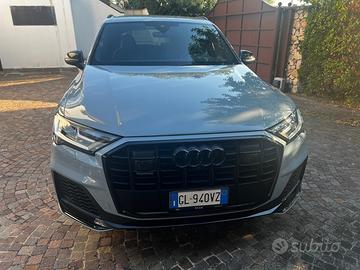 Audi q7 55 TFSI hybrid s line