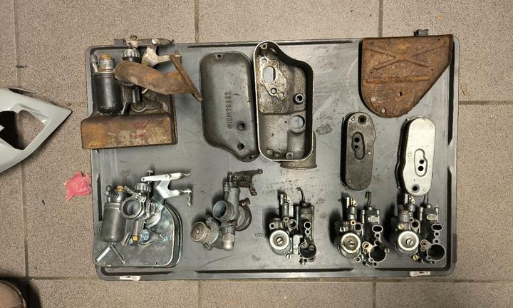 lotto carburatori vespa 