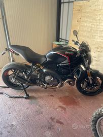 Ducati monster 821 stelth